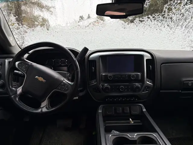 2015 Chev 3500hd Z71 LTZ - Photo 6