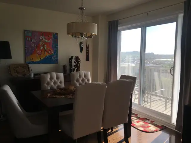 Grand 4 1/2 à louer – Unité de coin lumineuse! ✨ - Photo 10