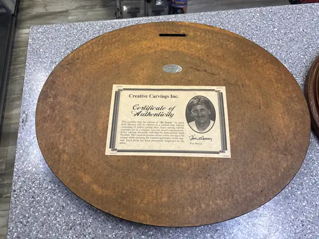 Kim Murray Wood Carving Decorations - Photo 3