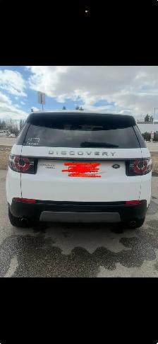 Clean Land Rover Discovery Sport