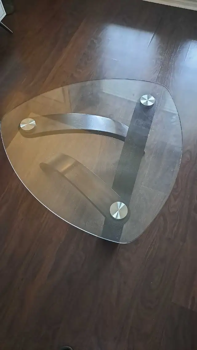 coffee table - Photo 2