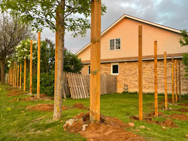 Post Hole Digging - Photo 2