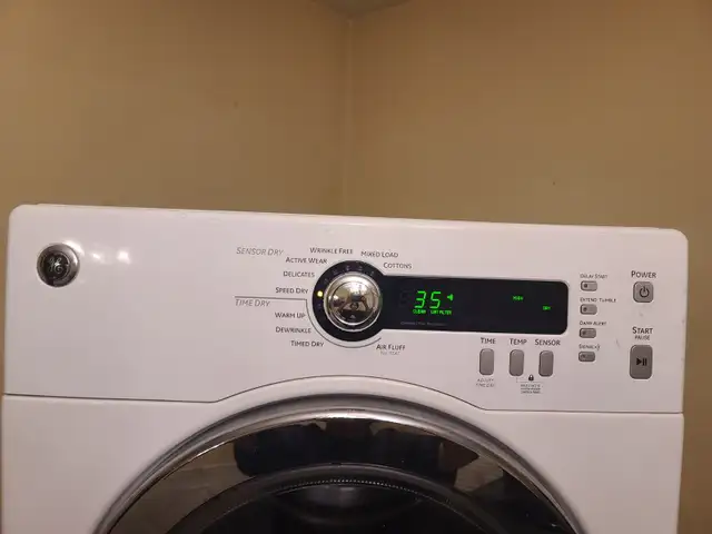 APT SIZE GE 24' White Front-Load Stackable Washer Electric Dryer - Photo 2