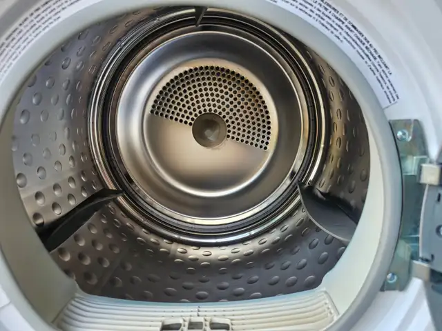 2024 Electrolux 24' White Stackable Washer Ventless Dryer Set - Photo 7