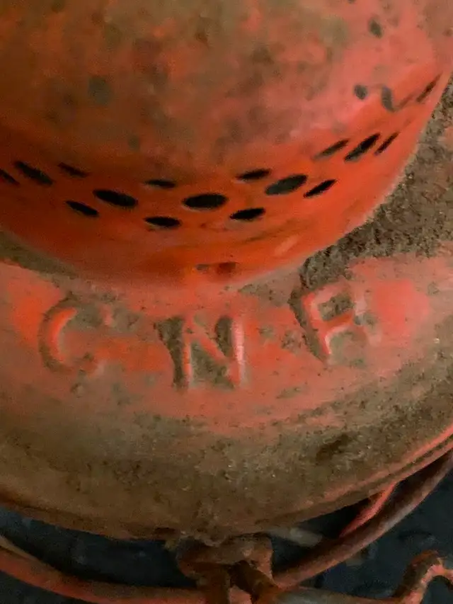 Hiram L Piper CNR lamp with glass in Paradise - Photo 2