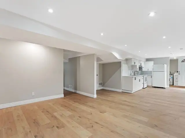 Basement for Rent in Brampton (Rooms Available) - Photo 2