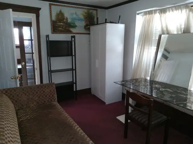 student room for rent-close to university and riverside - Photo 3