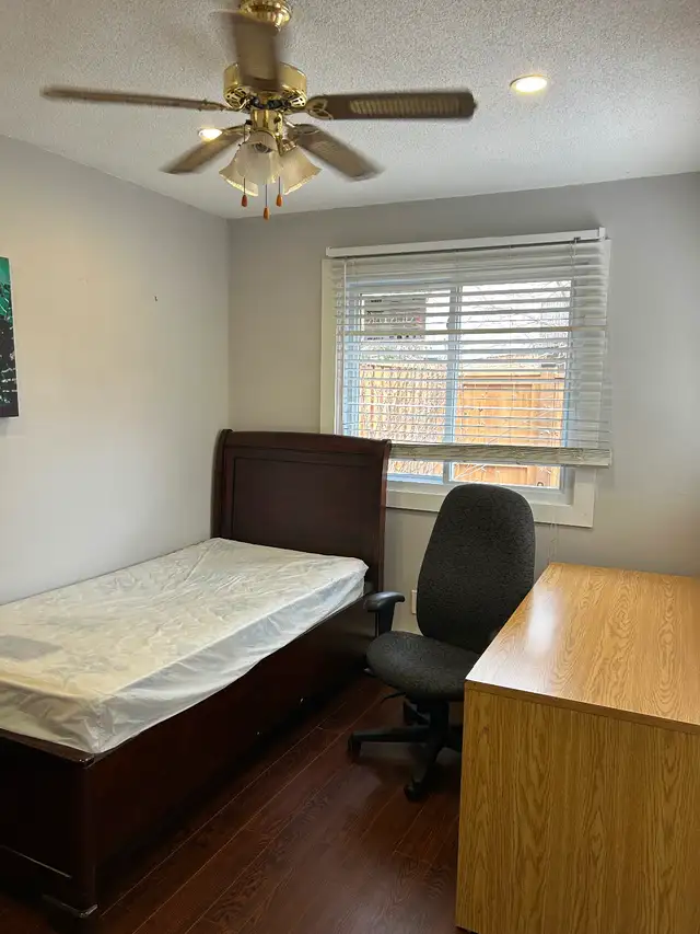 Great Value Room All Inclusive Mississauga Meadowvale Centre - Photo 7