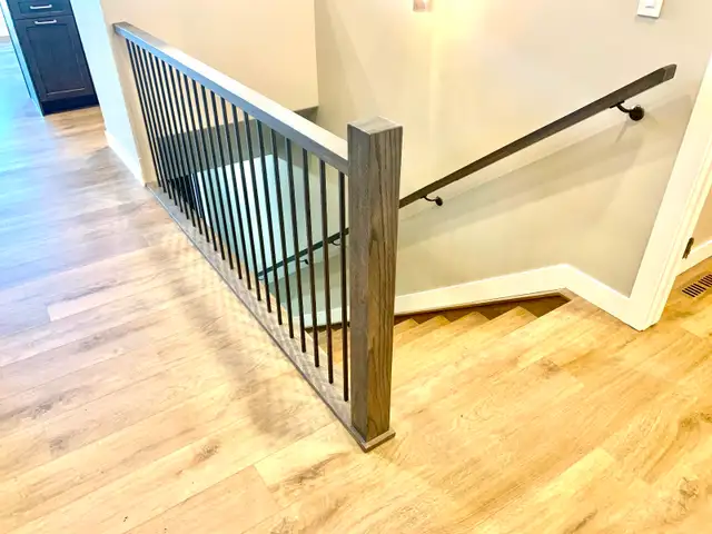 Hiring finishing carpenter/railing installer - Photo 3