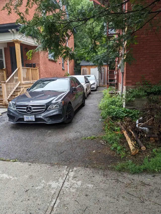 Prime downtown Location - Outdoor Storage & accessible Parking S - Photo 3