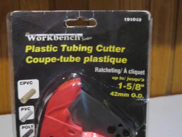 Racheting Plastic Tubing Cutter, BRAND NEW - Photo 9