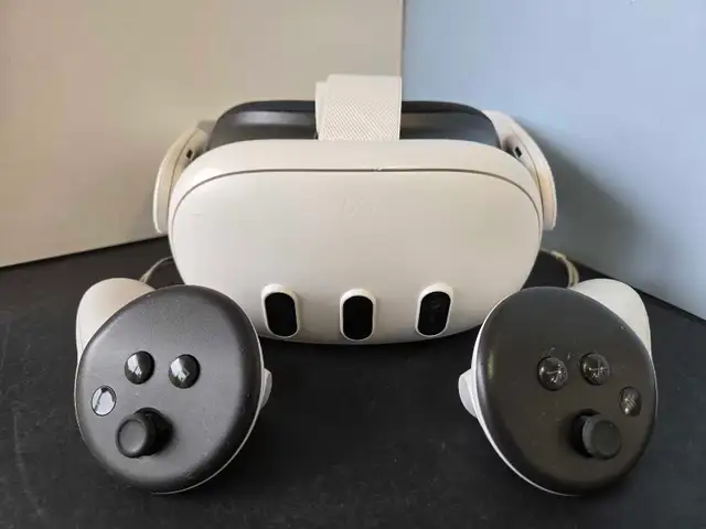 META QUEST 3 512GB VR SET