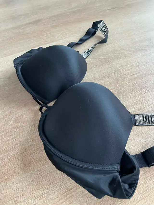 Victoria Secret Bombshell Shine Strap Bra - 34C Black - Photo 3
