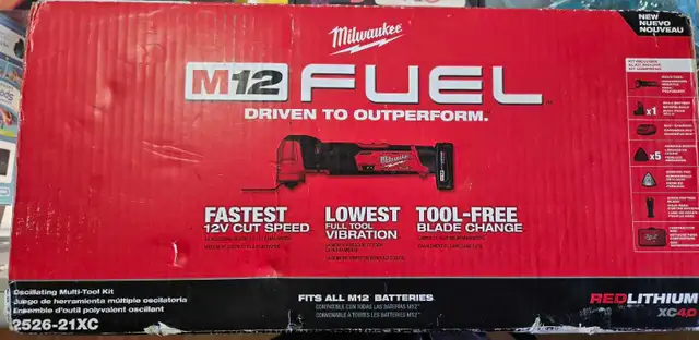 MILWAUKEE MULTI-TOOL 2526-21XC