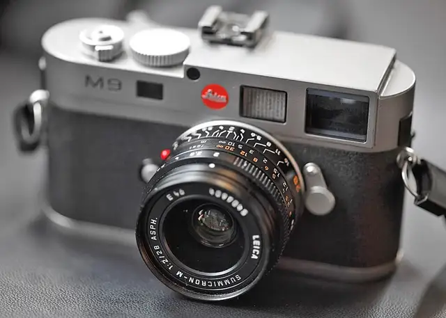 Leica Cameras   Accessories at the Camera Swap Meet - Photo 6