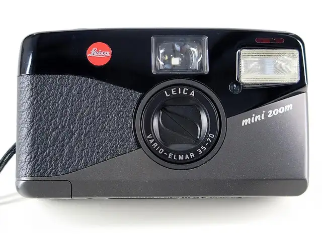 Leica Cameras   Accessories at the Camera Swap Meet - Photo 7
