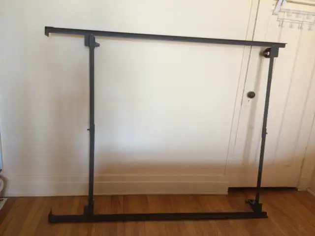 BASE CADRE DE LIT MÉTAL / BEDFRAME