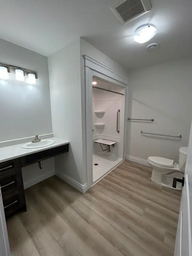 Senior Friendly Apartment - 2 Bedroom 1 Bathroom with Garage - Photo 6