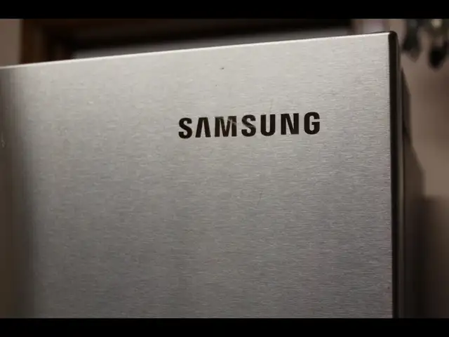 Samsung Two Door Refrigerator - Photo 5