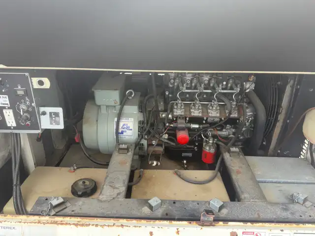 light tower - Photo 3