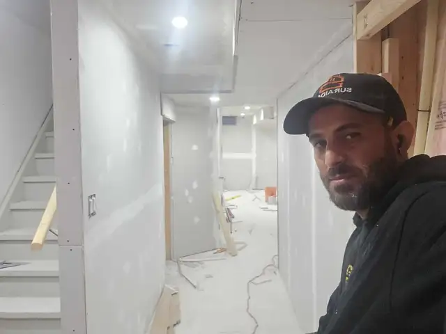 subcontractor - Photo 2