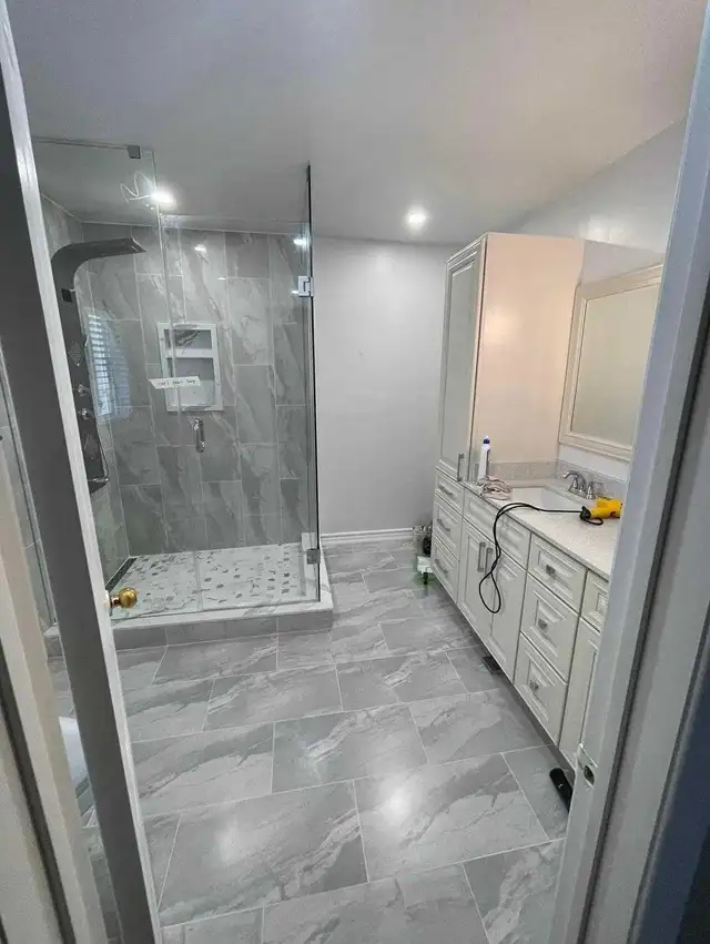 subcontractor - Photo 4