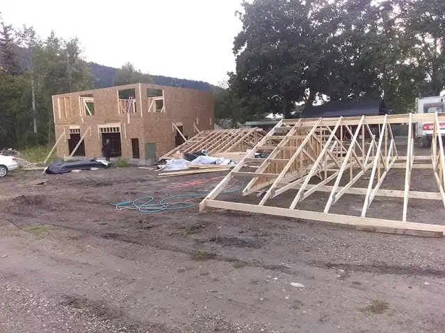 Journeyman carpenter seeking work - Photo 2