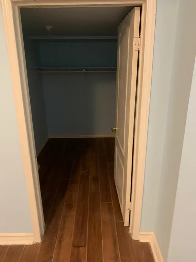 2 bedroom basement for rent - Photo 4