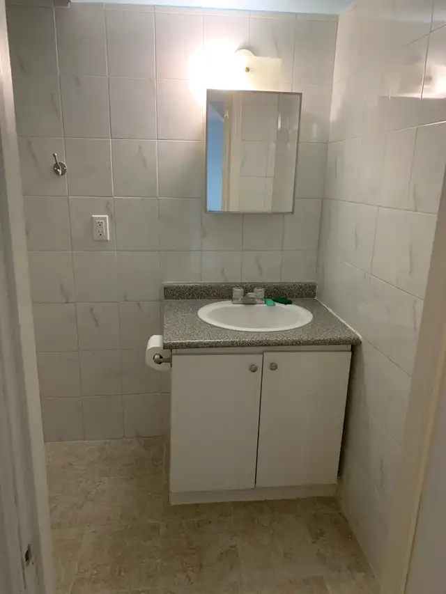 2 bedroom basement for rent - Photo 6