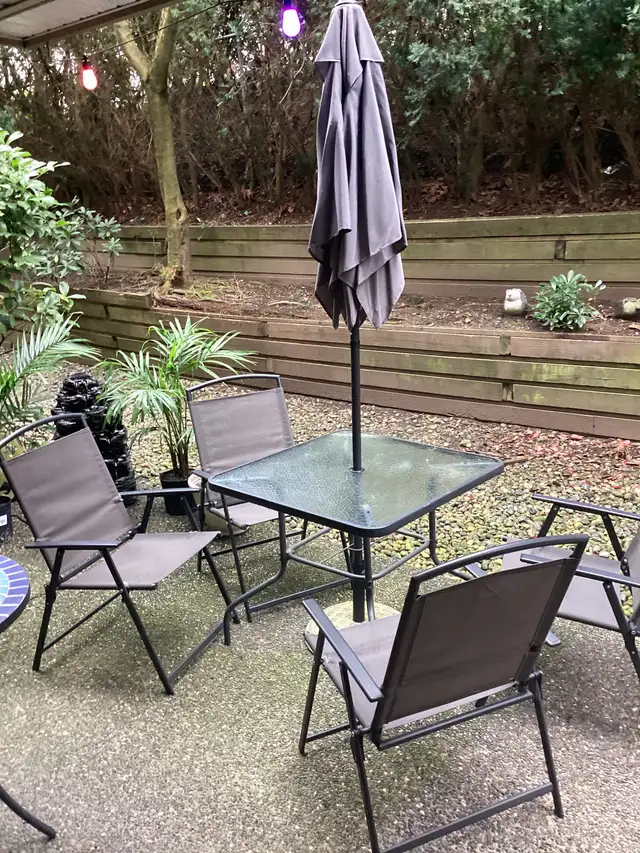 Patio Table Set, 4 Chairs, Table, Umbrella & Base