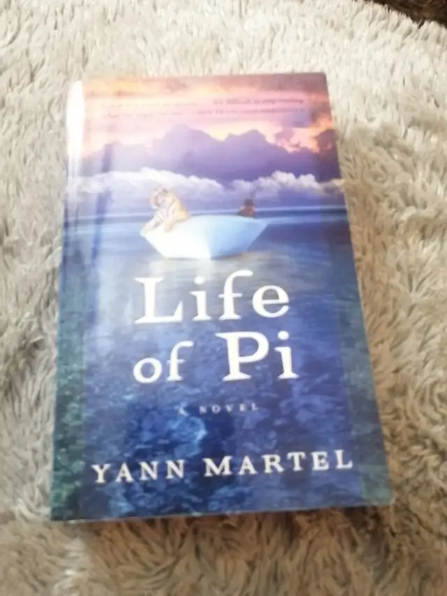 Novel's $5 each - Photo 6