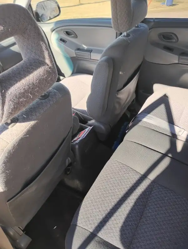 2003 Chevy Tracker 5 speed Standard 4X4 - Photo 3