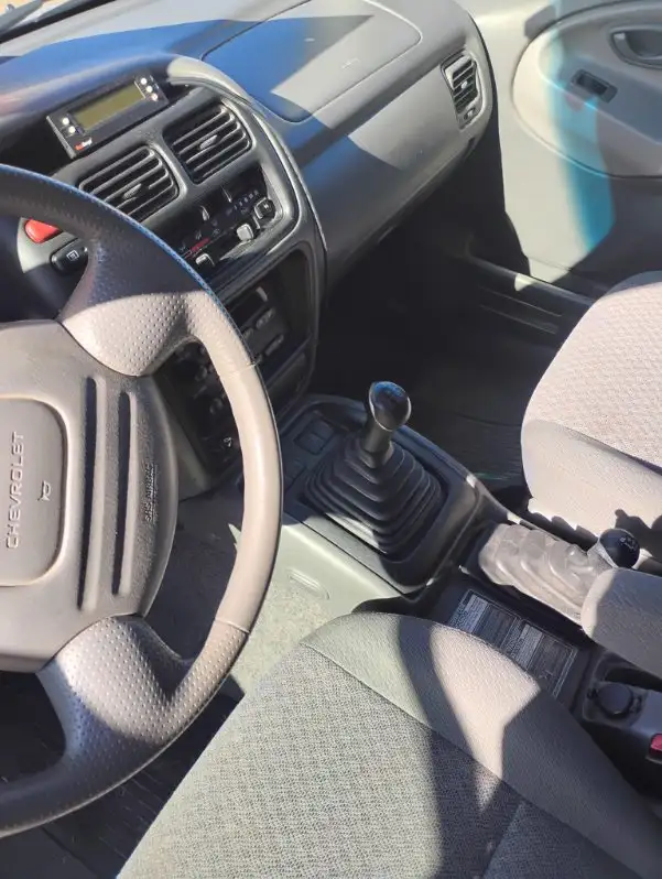 2003 Chevy Tracker 5 speed Standard 4X4 - Photo 5