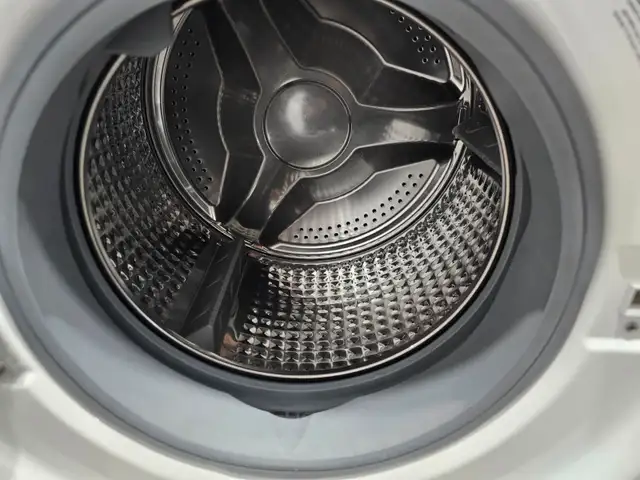 WOW! GE 24' White Front-Load Stackable Washer / Washing Machine - Photo 3