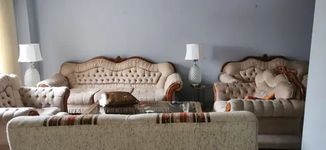 Spacious Room Across Seneca College! - Photo 6