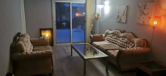 Spacious Room Across Seneca College! - Photo 9