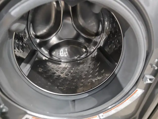 WOW! Maytag 27' Grey Front-Load Stackable Washer GAS Dryer Set - Photo 4