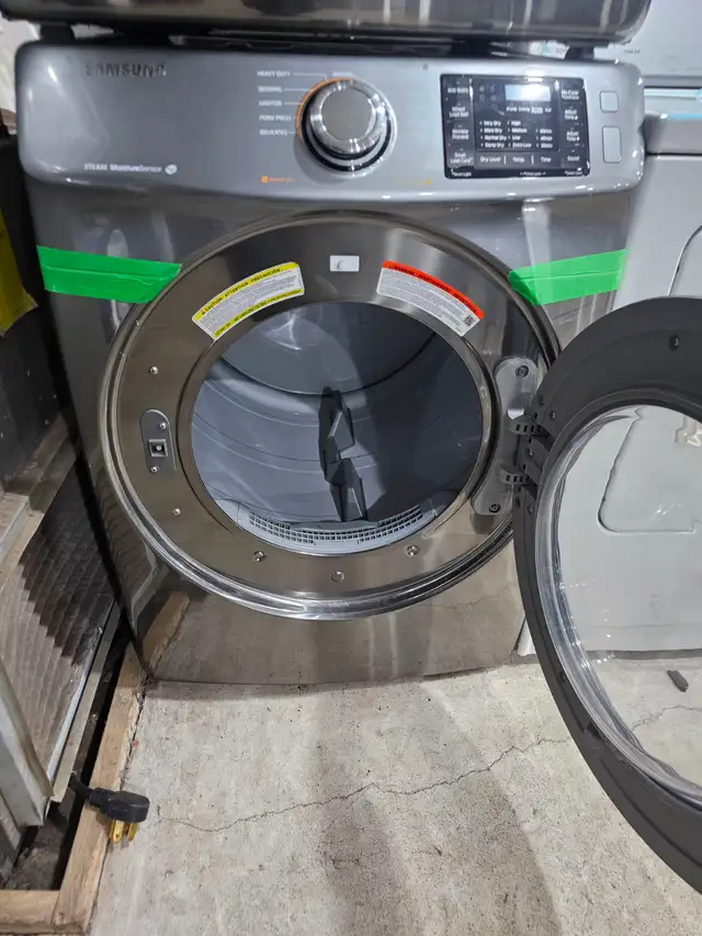 Samsung 27' Stainless Steel Front-Load Stackable Electric Dryer - Photo 4