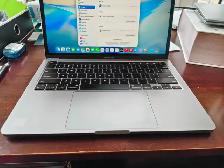 Macbook pro 13 m1