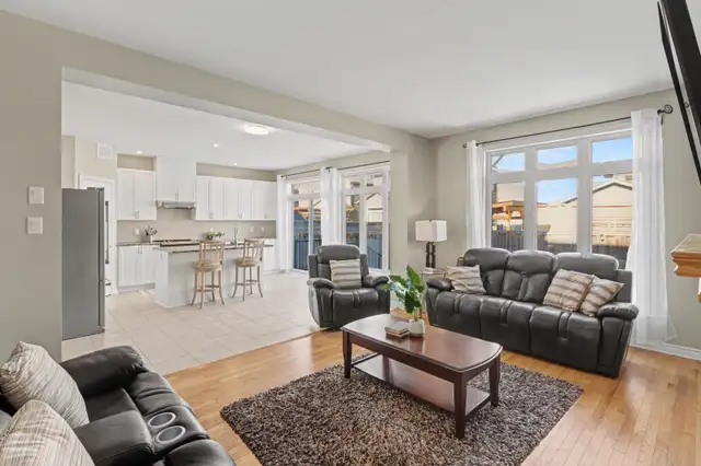 OPEN HOUSE APR 12 2-4PM - 4 2 bdrm   loft, 182 Helen Rapp - Photo 5