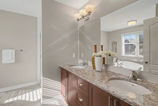 OPEN HOUSE APR 12 2-4PM - 4 2 bdrm   loft, 182 Helen Rapp - Photo 7