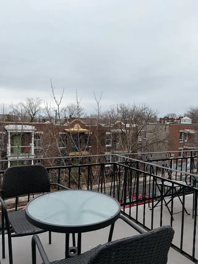 4 1/2 tout équipé à sous-louer pour un mois - Photo 5