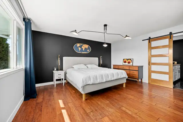 Lake Views Close to Beach & Downtown Kelowna! 2741 Benedick Road - Photo 9