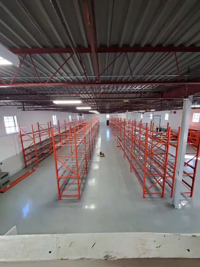 CANADIAN MADE PALLET RACKING. - Photo 4