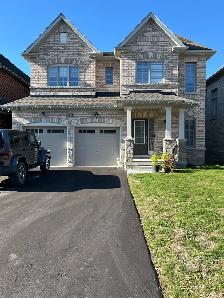 North Oshawa House 4 Bedroom-3.5 Bath