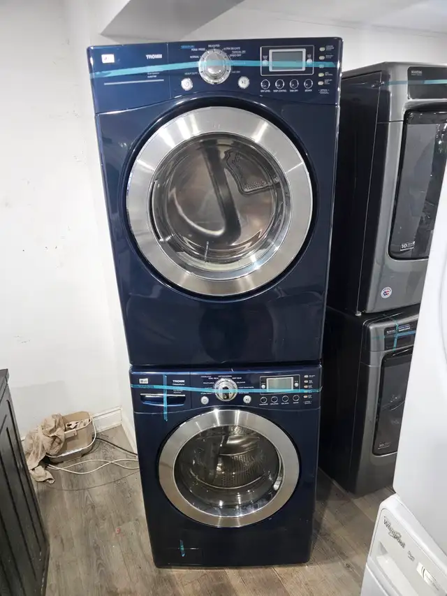 LG 27' Navy Blue Front-Load Stackable Washer & Electric Dryer