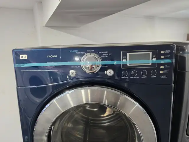 LG 27' Navy Blue Front-Load Stackable Washer & Electric Dryer - Photo 7