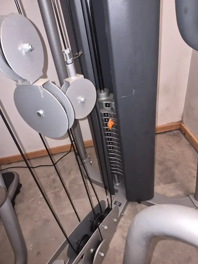 Universal gym work all muscles - Photo 4