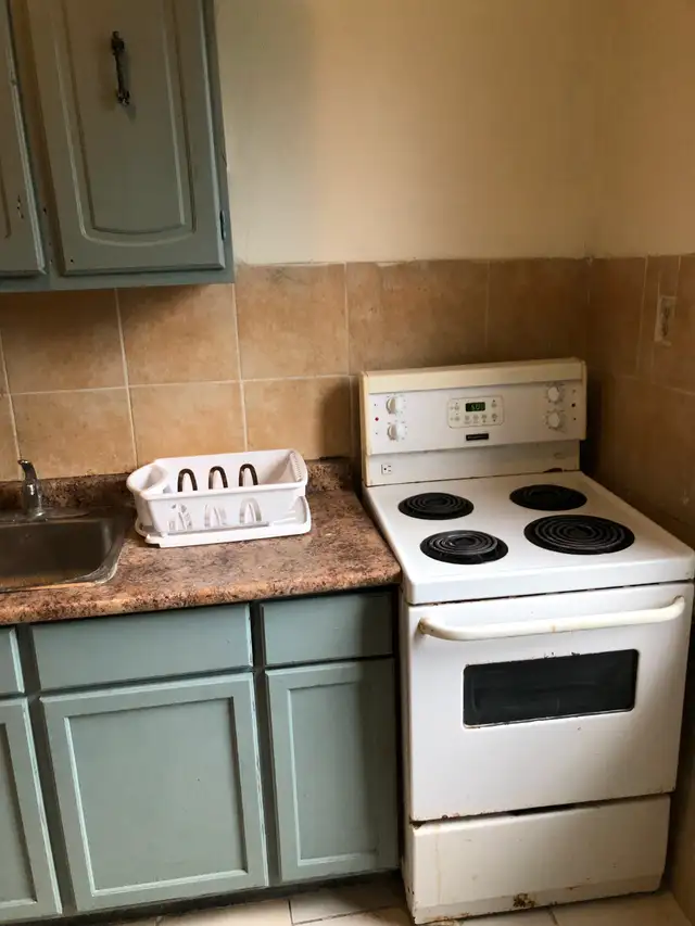 One large bed room for rent - $780 - Photo 3