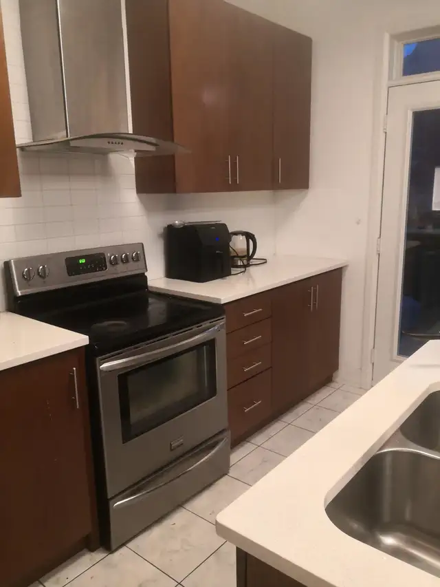 master bedroom for rent - Photo 8